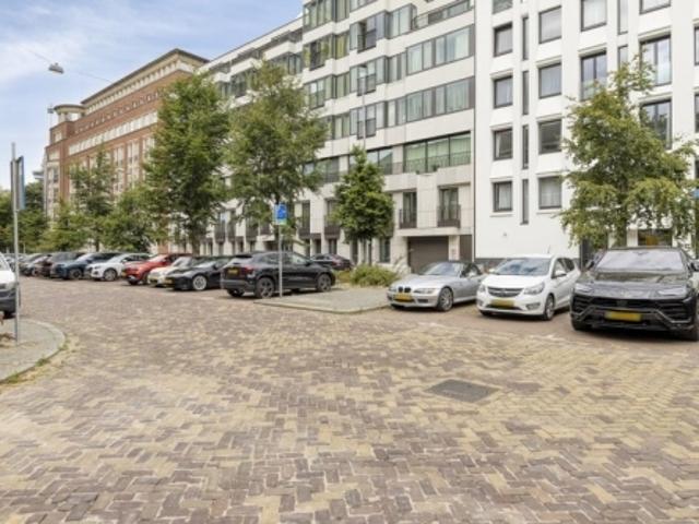 Portiekflat appartement met open portiek te huur in Rotterdam