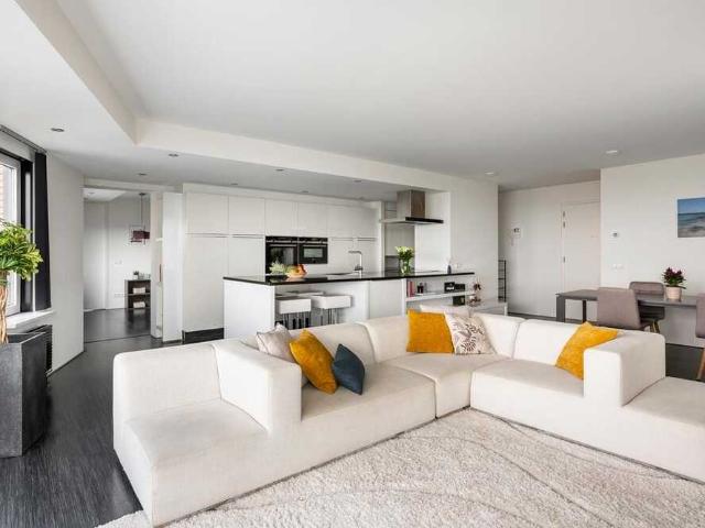 Portiekflat corridorflat te huur in Rotterdam