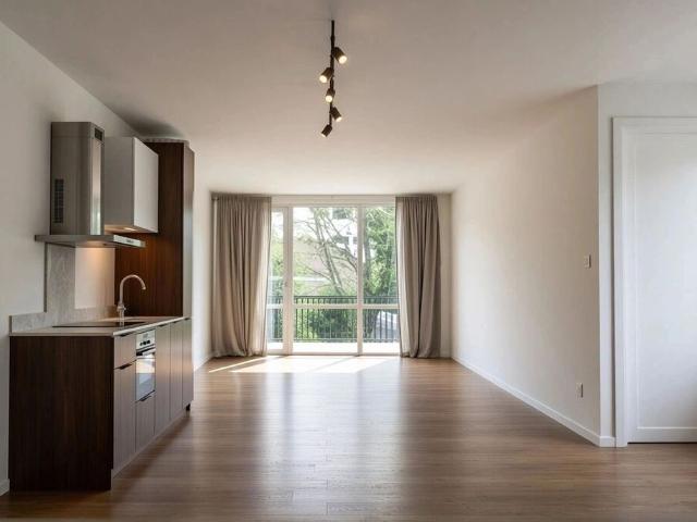 Portiekwoning appartement te huur in Den Haag