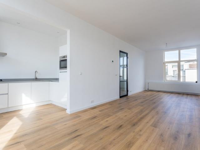 Portiekwoning appartement te huur in Den Haag
