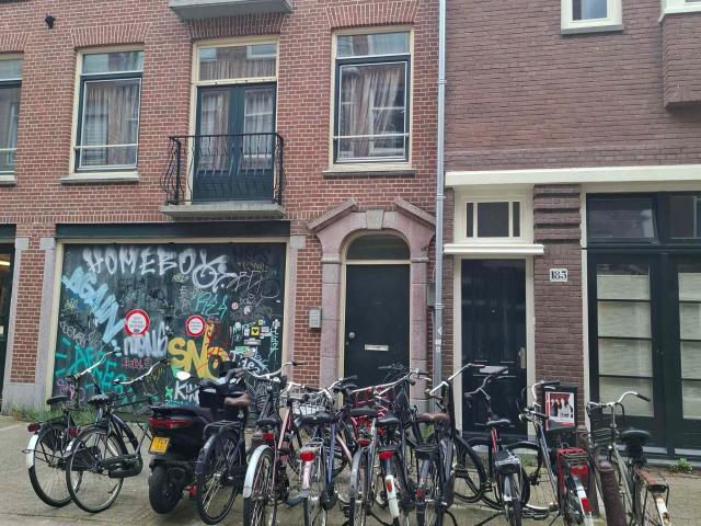 Portiekwoning in Amsterdam