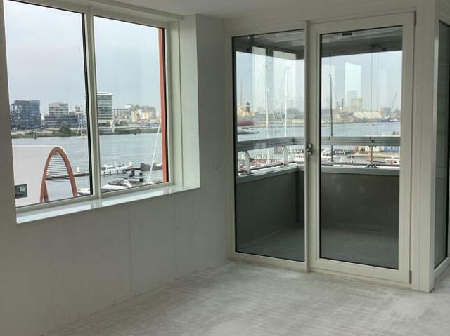 Portiekwoning te huur in Amsterdam