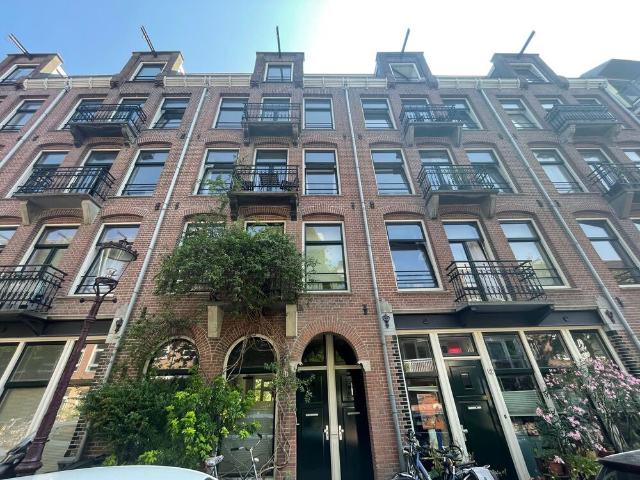 Portiekwoning te huur in Amsterdam