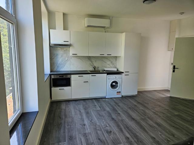 Portiekwoning te huur in Den Haag