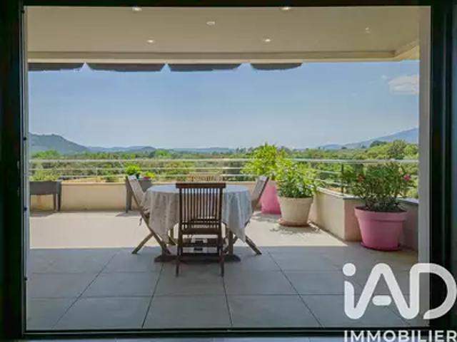 Porto Vecchio 20137 Achat / Vente appartement 4 pièces t4 au dernier étage parking