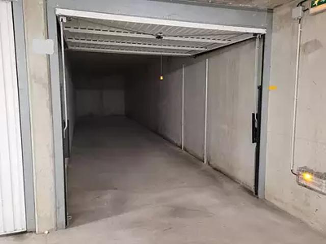 Porto Vecchio 20137 Location parking
