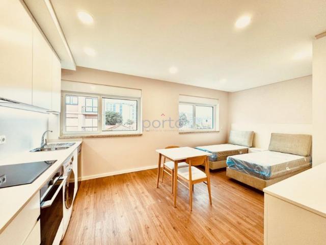 Porto Porto 4200 LS98882280