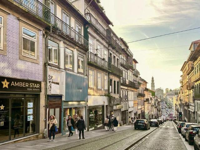 Porto Porto 104793425