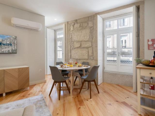 Porto Porto 104258111