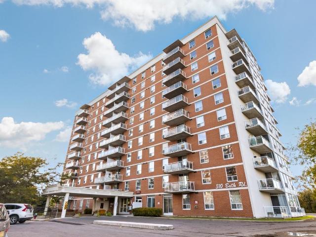 Portsmouth Place Centre 1 Bedroom Apartment for Rent at 310 Bath Rd, Kingston, ON K7M 9H1 Calvin Park