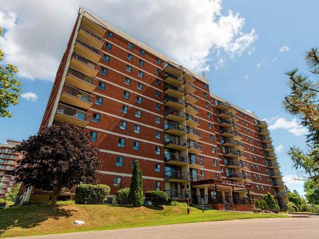 Portsmouth Place West 2 Bedroom Apartment for Rent at 523 Portsmouth Ave, Kingston, ON K7M 7H6 Calvin Park