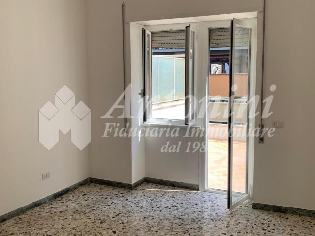 Portuense Via Oderisi da Gubbio apartment For Rent of 80 sqm