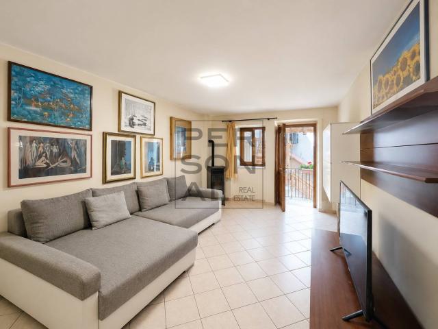 Porzione Casa in vendita a Ala, Sdruzzin