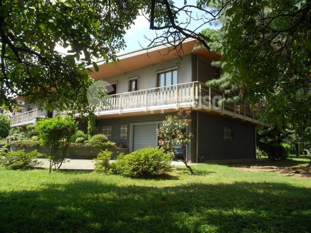 Porzione di villa bifamiliare in vendita a Corbetta