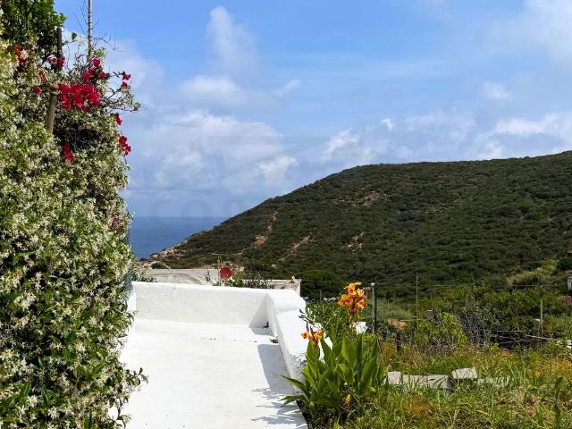 Porzione di Villa Isola di Ponza 91m² Ponza