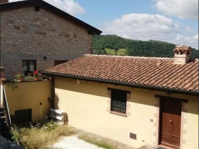 PORZIONE DI CASA AFFITTO CORCIANO MIGIANA