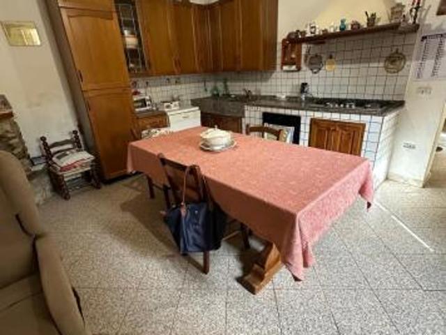 Porzione di casa in vendita a Venturina Terme Campiglia Marittima 120 mq Rif: 1335328