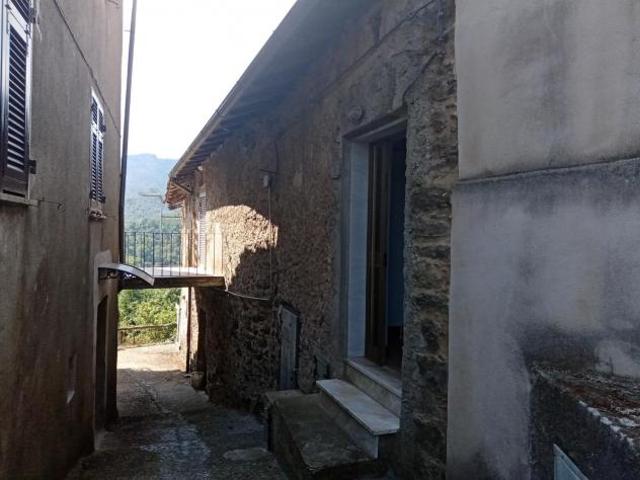 Porzione di casa in vendita a Vecchietto Aulla 75 mq Rif: 932887