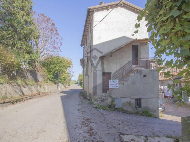 Porzione di casa in vendita a Viano