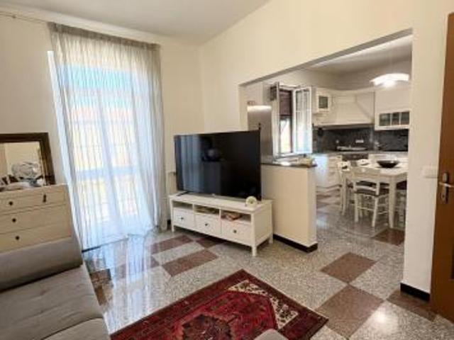 Porzione di casa in vendita a Avenza Carrara 130 mq Rif: 1338997