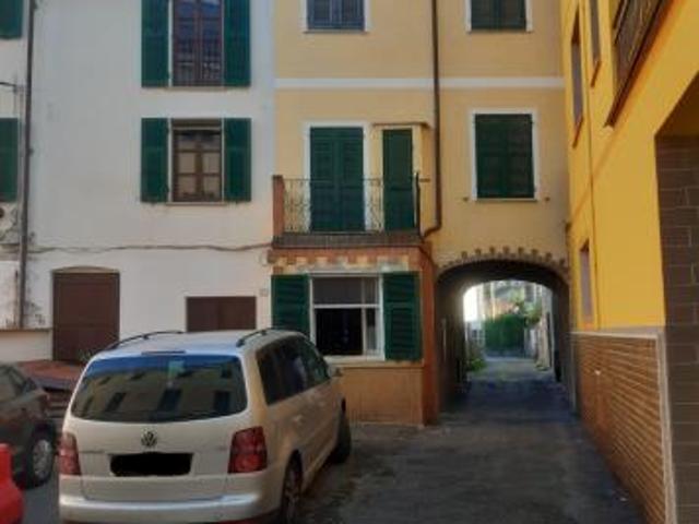 Porzione di casa in vendita a Bosio