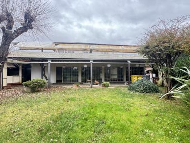 Porzione di casa in vendita a Camaiore
