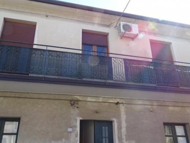 Porzione di casa in vendita a Camporotondo Etneo