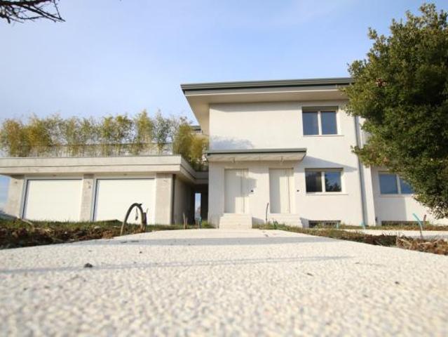Porzione di casa in vendita a Caldogno