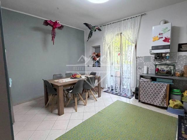 Porzione di casa in vendita a Carrara