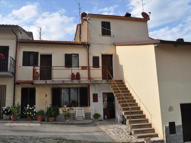 Porzione di casa in vendita a Castiglione Del Lago
