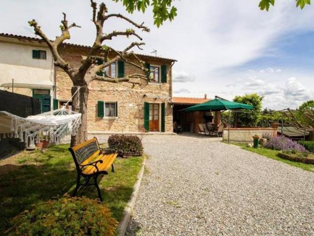 Porzione di casa in vendita a Crespina Lorenzana 150 mq Rif: 1308941
