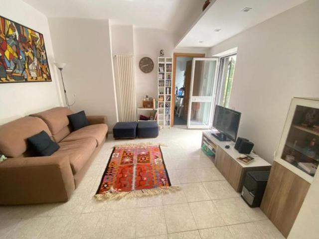 Porzione di casa in vendita a Genova, S.Martino
