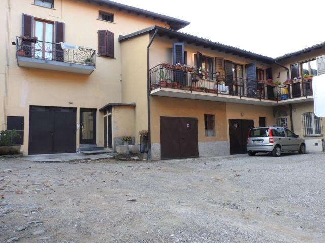 Porzione di casa in vendita a Imbersago, Centrale