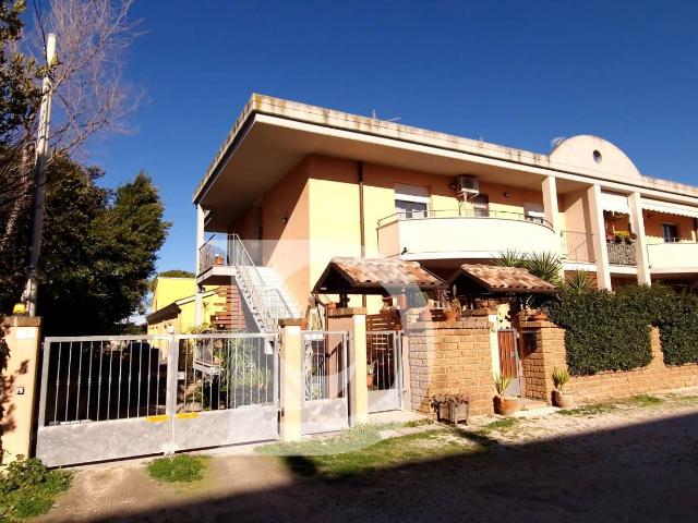 Porzione di casa in vendita a Loreto Aprutino