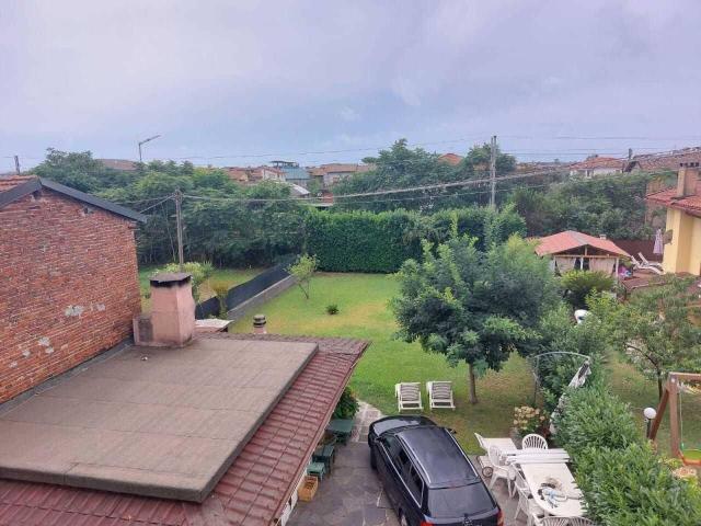 Porzione di casa in vendita a Luni