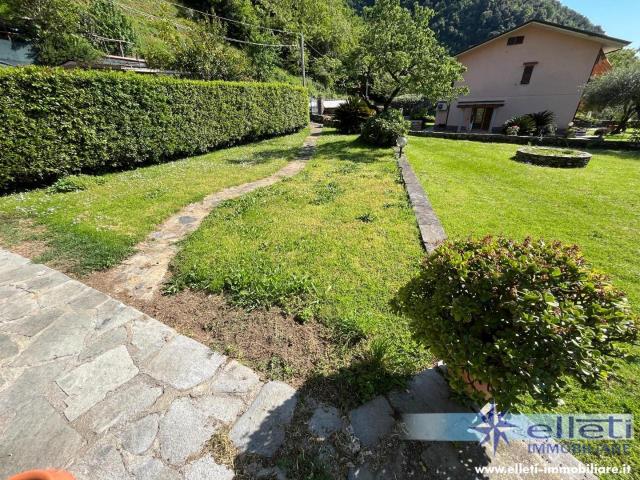 Porzione di casa in vendita a Montignoso