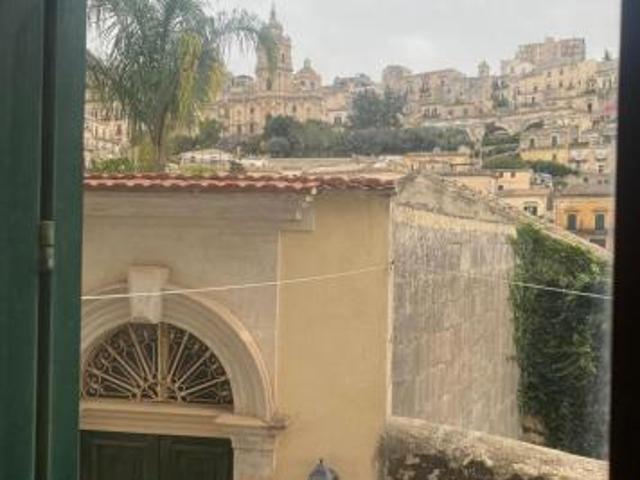 Porzione di casa in vendita a Modica