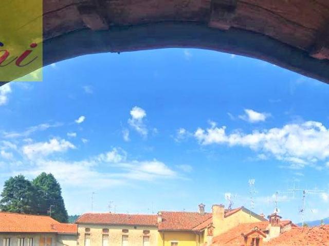PORZIONE DI CASA in vendita a Oggiono