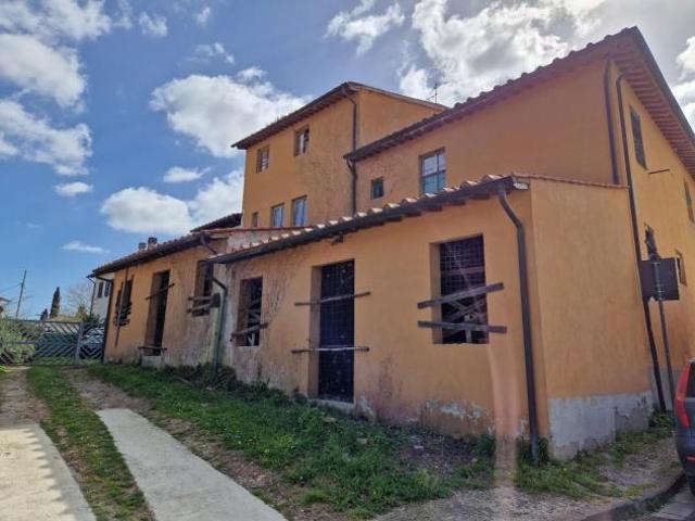 Porzione di casa in vendita a Perignano Casciana Terme Lari 425 mq Rif: 1108467