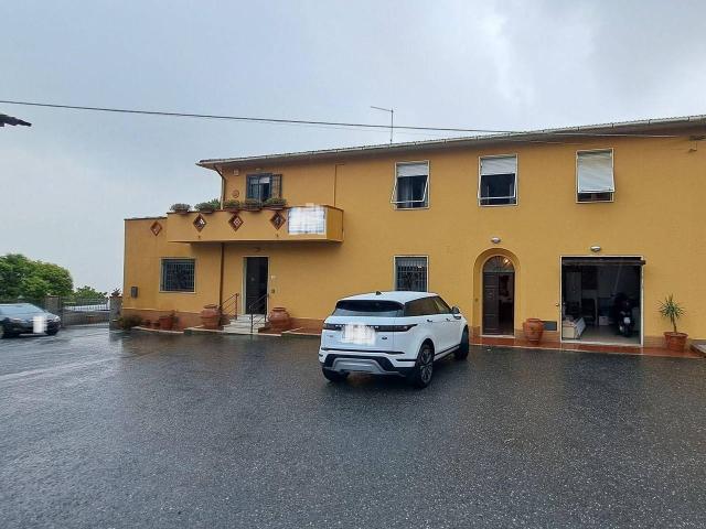 Porzione di casa in vendita a Rosignano Marittimo