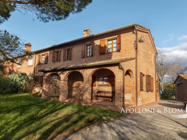 Porzione di casale con terreno agricolo, Montepulciano Tosc. 158m² Montepulciano