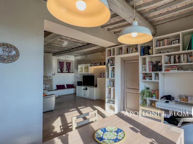 Porzione in pietra, vista panoramica, Sarteano – Toscana 242m² Sarteano