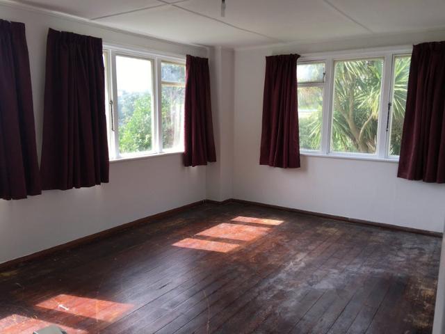 porirua east, 4 bedrooms