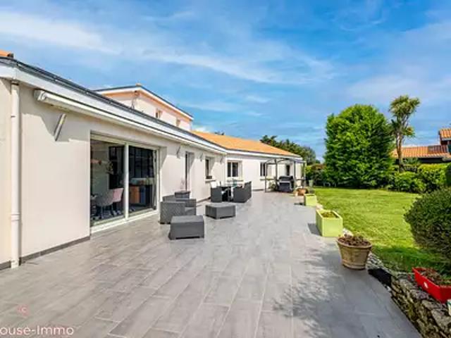Pornic 44210 Achat / Vente maison 7 pièces t7 terrasse parking