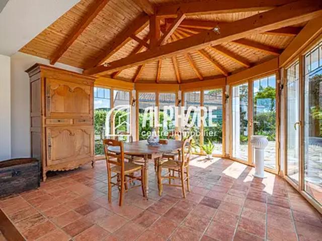 Pornic 44210 Achat / Vente maison 8 pièces t8 au dernier étage parking
