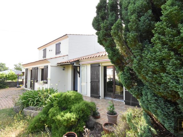 Pornic Maison 150m2 + studio indépendant. Jardin et garage