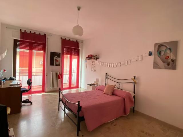 Posti letto grazioso appartamento zona mare univer