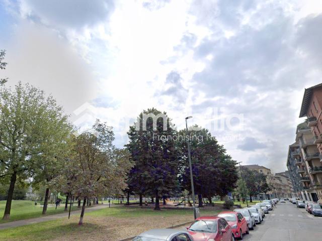 Posto auto coperto in vendita a Torino, San Paolo