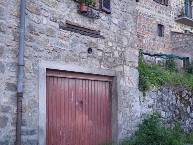 Posto auto coperto in vendita in via delle cantine, Abbadia San Salvatore