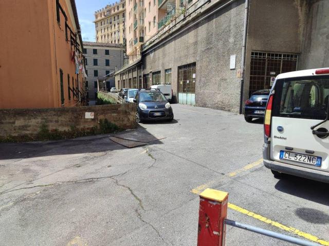 Posto auto in affitto a Genova